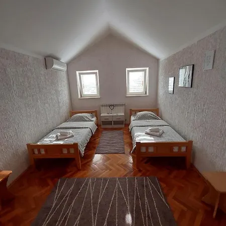 Apartman Kovac *