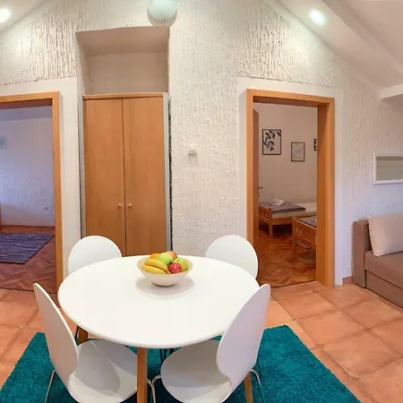 Apartman Kovac *
